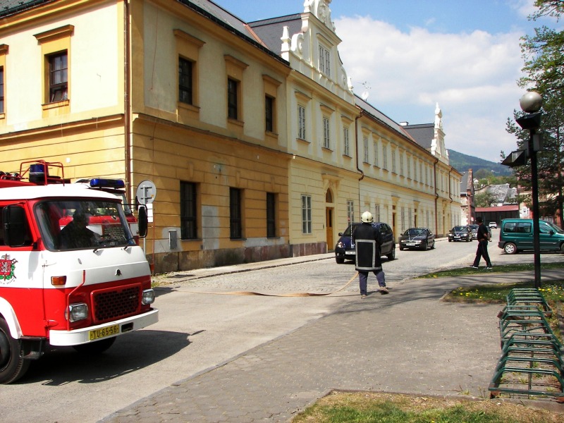 Svatba velitele - Vrchlabi - 28.04.07 - 005.jpg