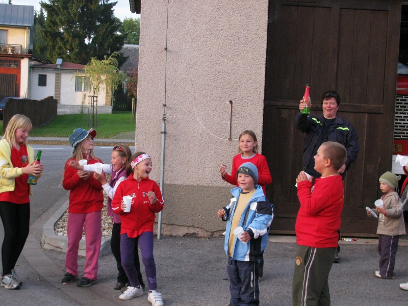 2010.09.18. - PODZIMNI PLAMEN deti HRIBOJEDY - 037