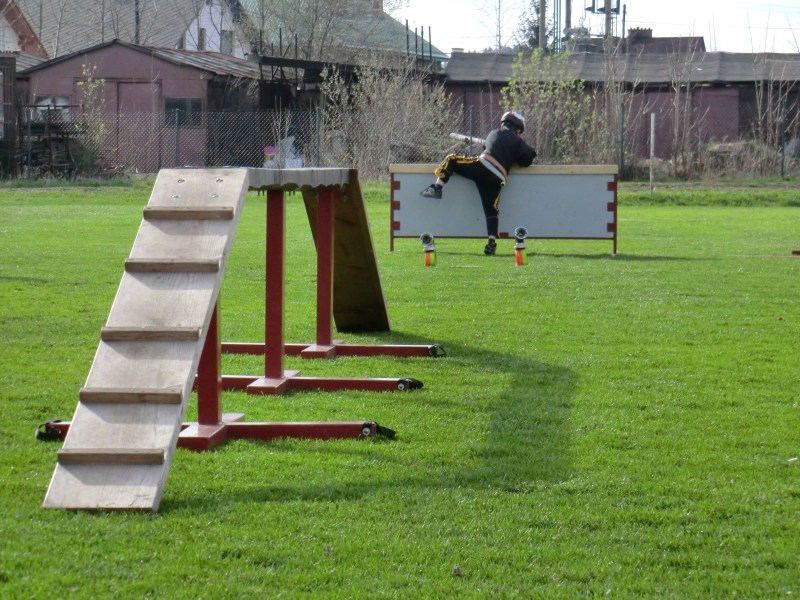 2012.04.24. - TRENINK SEDESATKY mladi hasici - 020